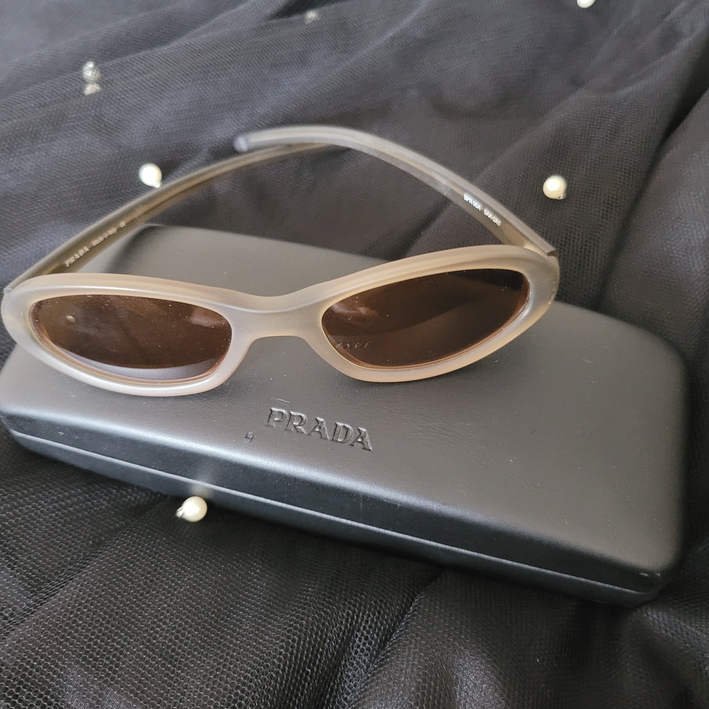 Prada Women's Brown Sunglasses - Picture 7 of 8